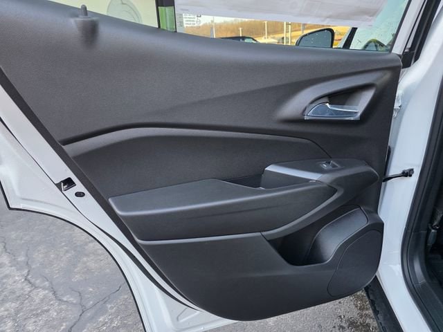 2026 Chevrolet Trax RS - Photo 14