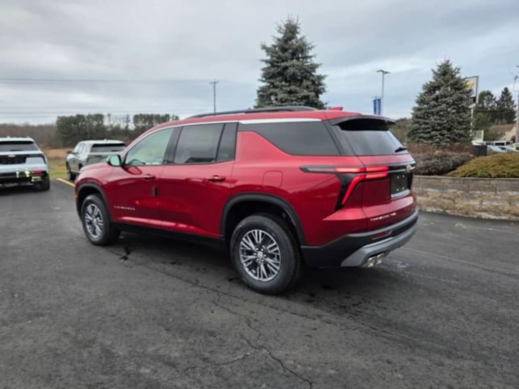 New 2026 Chevrolet Traverse LT SUV