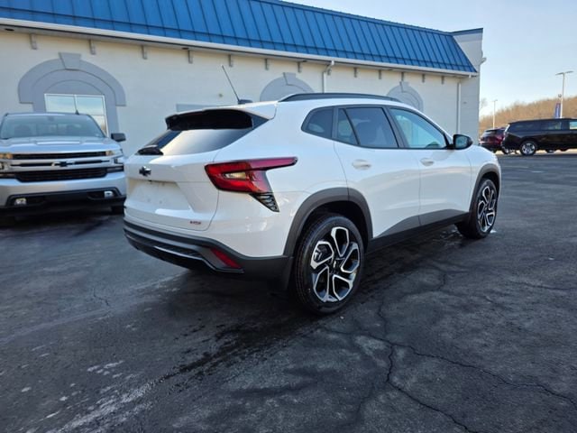 2026 Chevrolet Trax RS - Photo 4