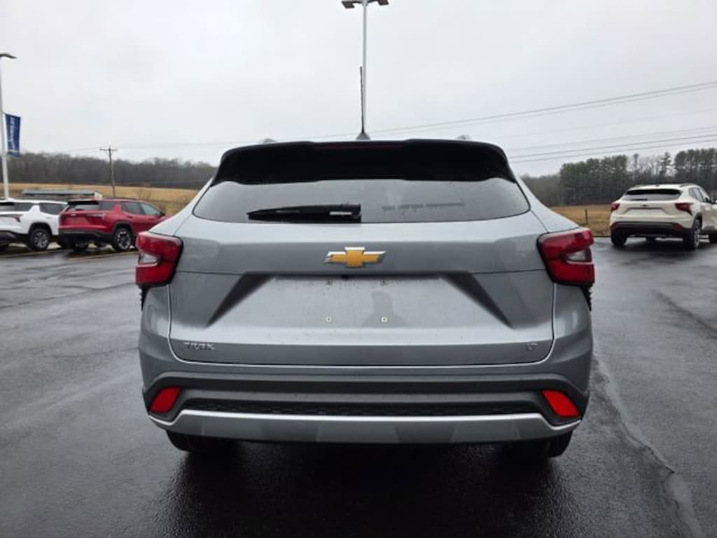 New 2026 Chevrolet Trax LT SUV