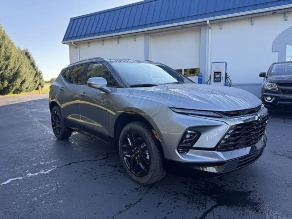 New 2025 Chevrolet Blazer RS SUV
