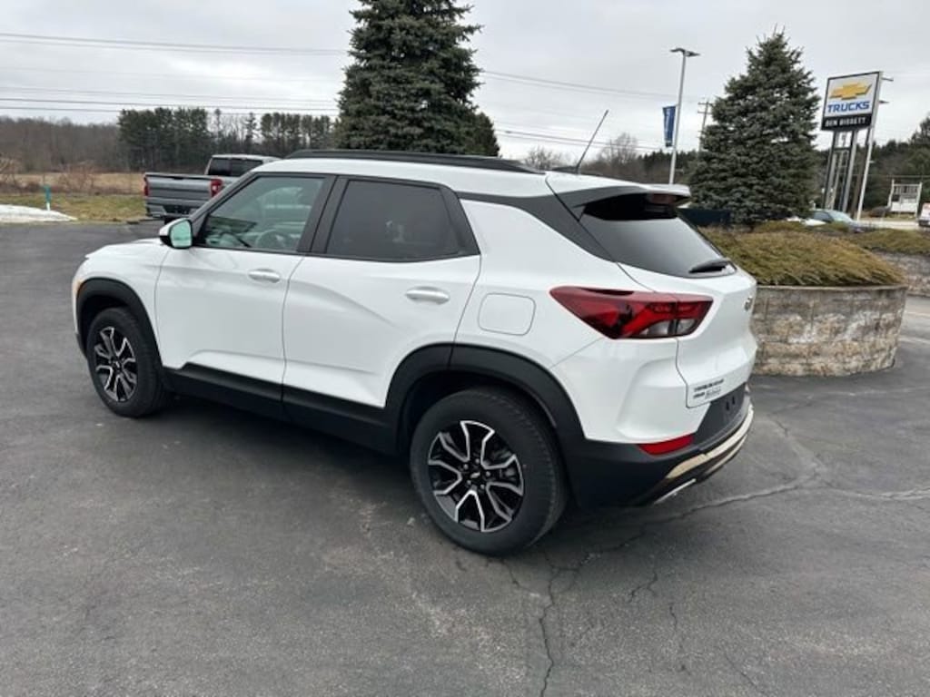Used 2023 Chevrolet Trailblazer Activ SUV