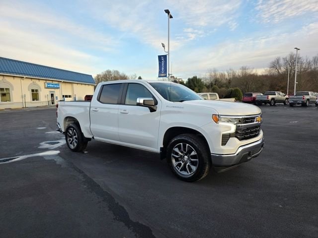 2022 Chevrolet Silverado 1500 LT - Photo 7