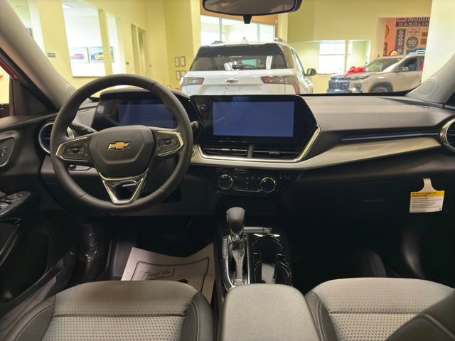 2026 Chevrolet Trax LT - Photo 9