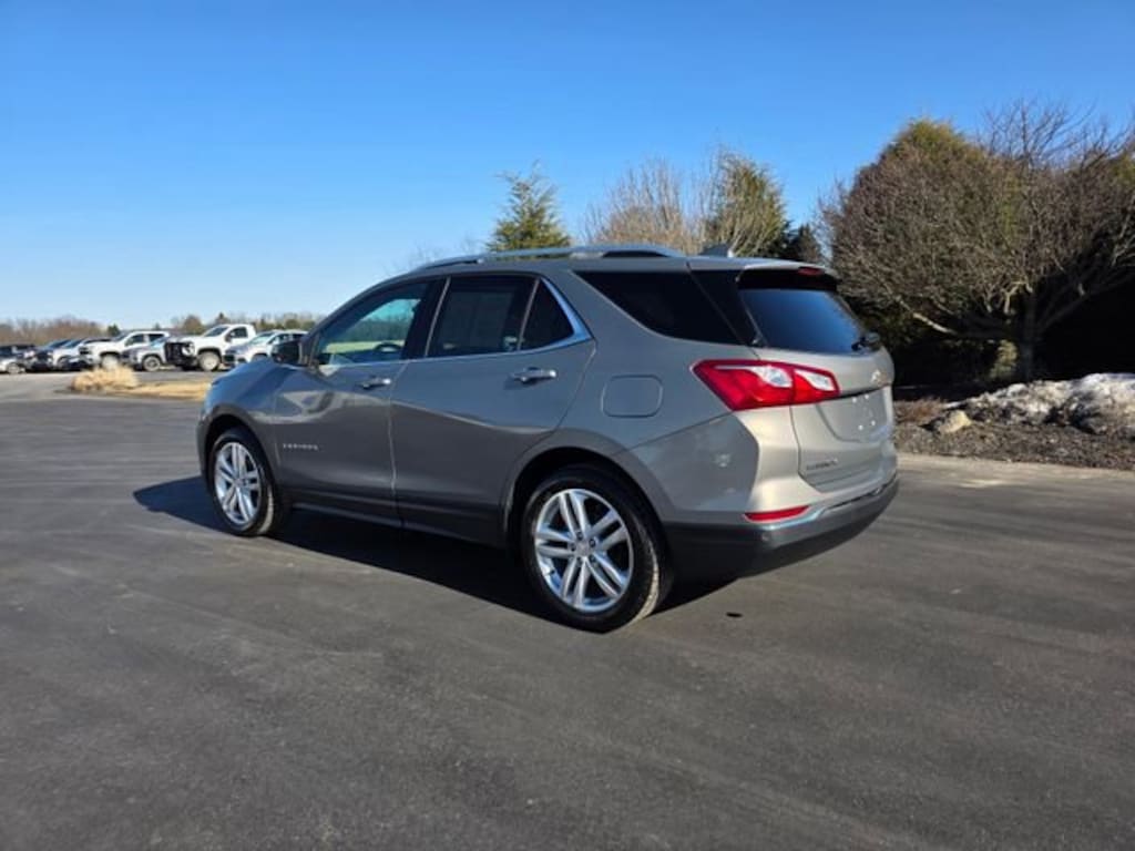 Used 2018 Chevrolet Equinox Premier SUV