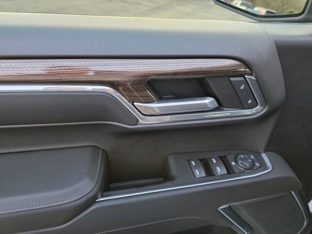2022 Chevrolet Silverado 1500 LT - Photo 17
