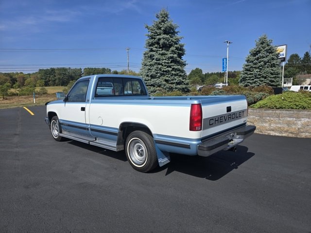 1991 Chevrolet Silverado photo 2