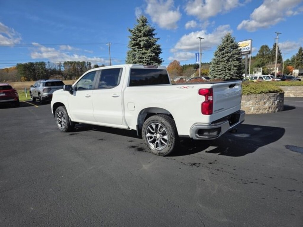 Used 2022 Chevrolet Silverado 1500 LT (2FL) Truck