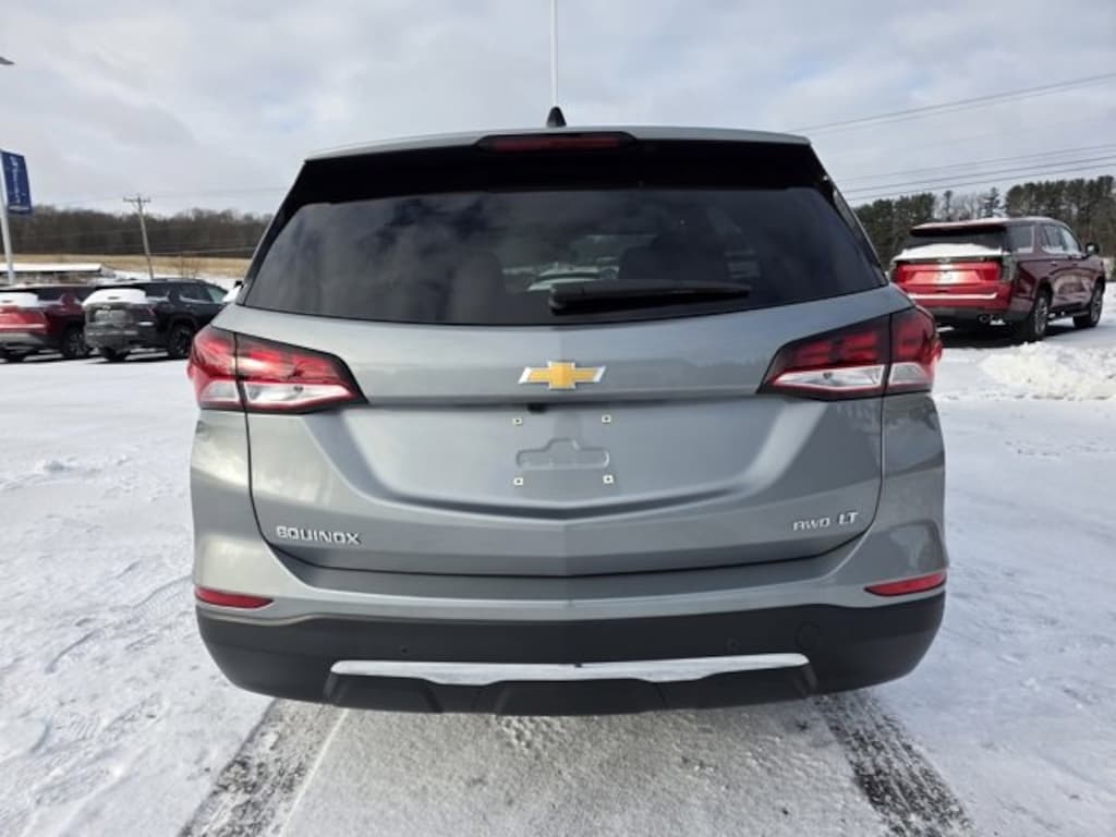 Used 2024 Chevrolet Equinox LT SUV