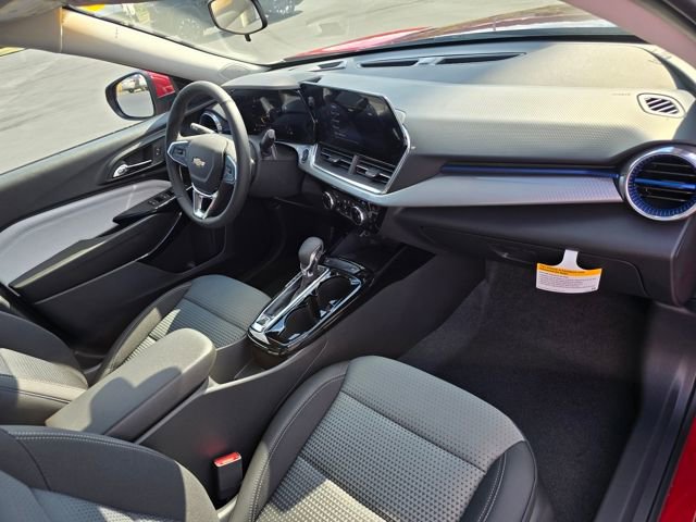 2026 Chevrolet Trax LT - Photo 17