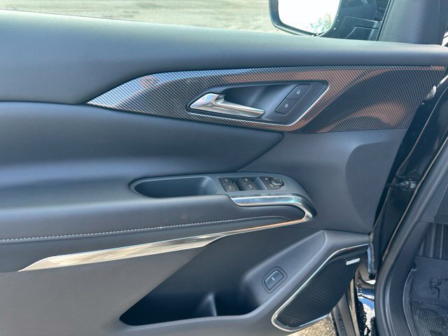 2027 Chevrolet Traverse Z71 - Photo 6