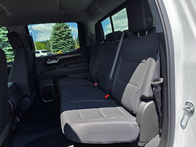 2026 Chevrolet Silverado 1500 LT - Photo 15