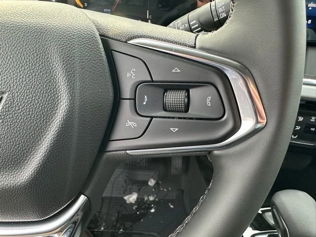 2026 Chevrolet Trax LT - Photo 9