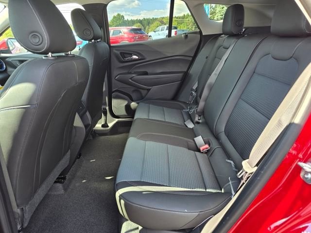 2026 Chevrolet Trax LT - Photo 10