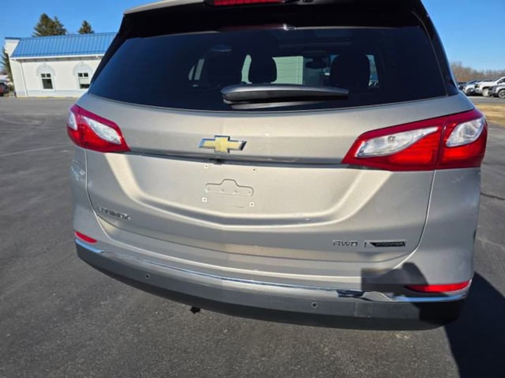 Used 2018 Chevrolet Equinox Premier SUV