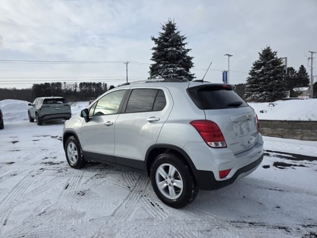 Used 2022 Chevrolet Trax LT SUV