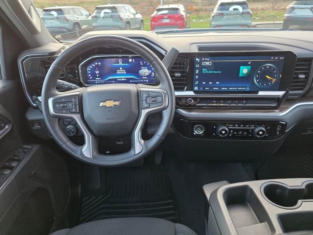 2022 Chevrolet Silverado 1500 LT - Photo 28