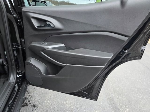 2026 Chevrolet Trax LT - Photo 14