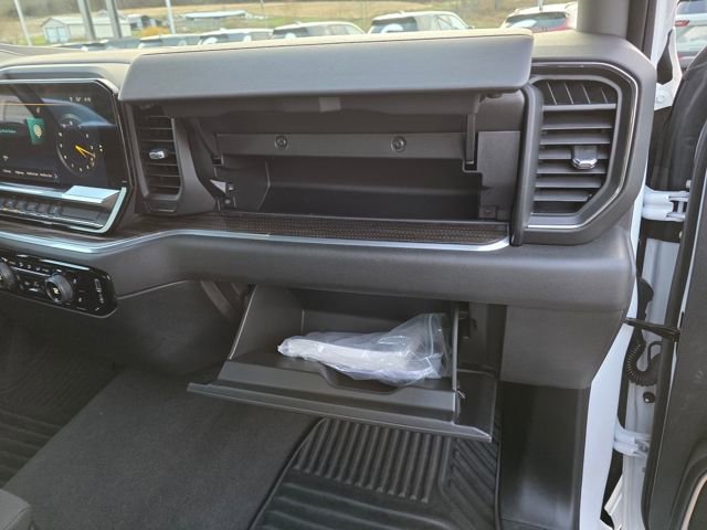 2022 Chevrolet Silverado 1500 LT - Photo 24
