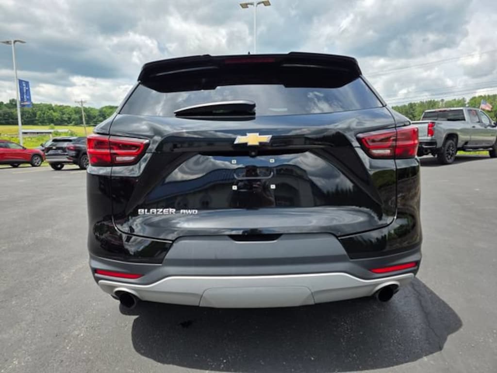 Used 2023 Chevrolet Blazer 2LT SUV