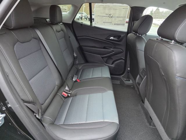 2026 Chevrolet Trax LT - Photo 13