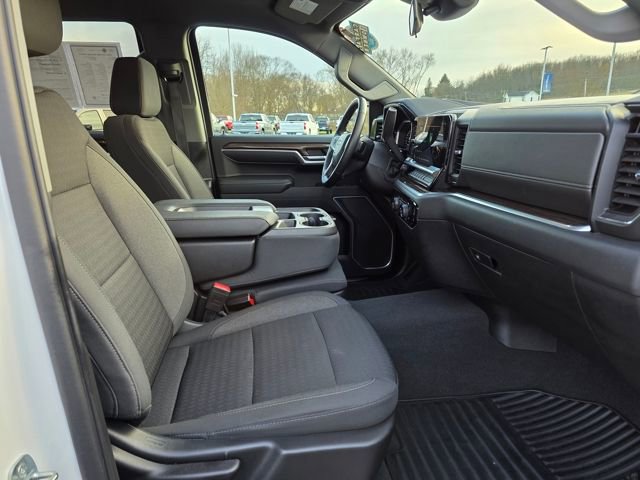 2022 Chevrolet Silverado 1500 LT - Photo 23