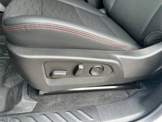 2026 Chevrolet Colorado Z71 - Photo 12