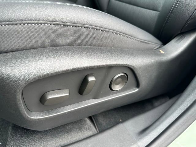 2026 Chevrolet Equinox LT - Photo 13