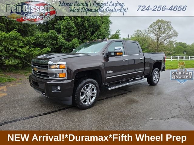 2018 Chevrolet Silverado HD High Country 4WD Crew Cab Standard Box's photo