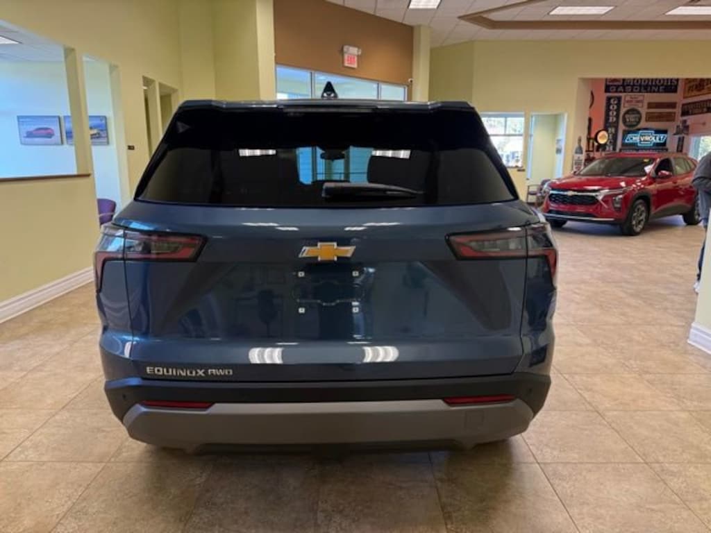 New 2026 Chevrolet Equinox LT SUV