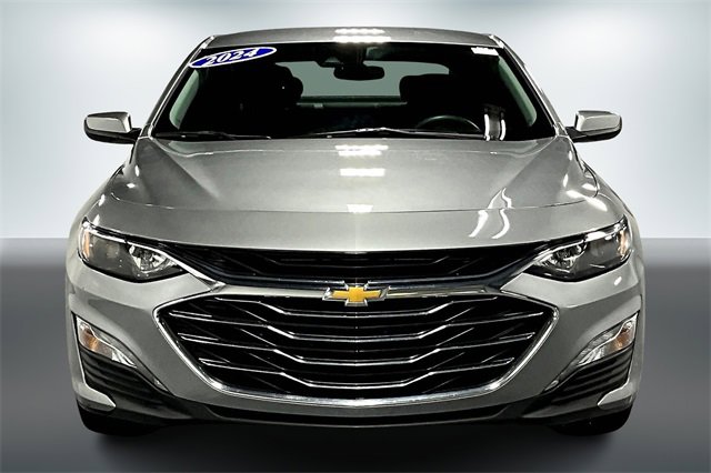 2024 Chevrolet Malibu 1LT photo 2