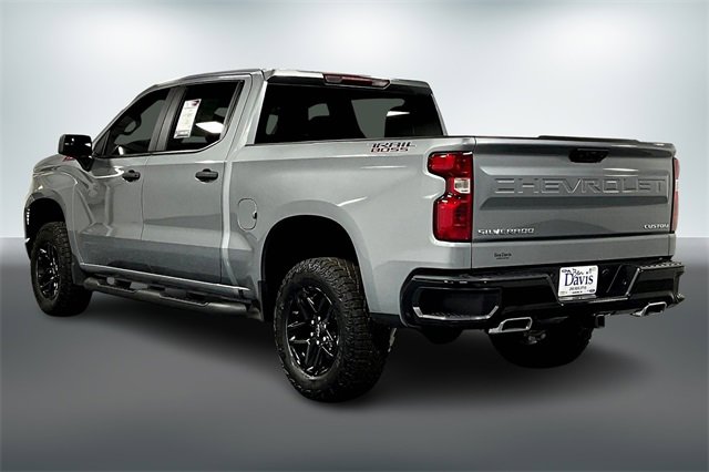 2025 Chevrolet Silverado 1500 Custom Trail Boss photo 4