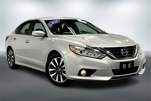 2016 Nissan Altima SV