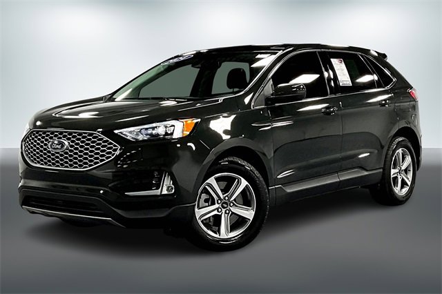 2024 Ford Edge SEL photo 3
