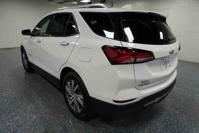 2024 Chevrolet Equinox Premier photo 2