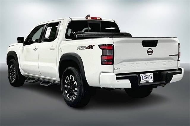 2022 Nissan Frontier Crew Cab photo 4