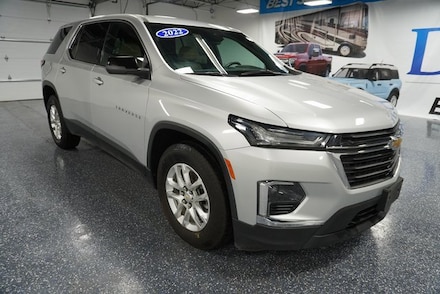 2022 Chevrolet Traverse LS SUV