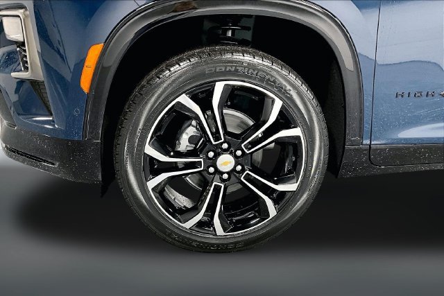 2027 Chevrolet Traverse High Country - Photo 13