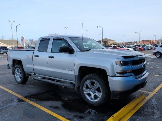 2017 Chevrolet Silverado 1500 Custom's photo
