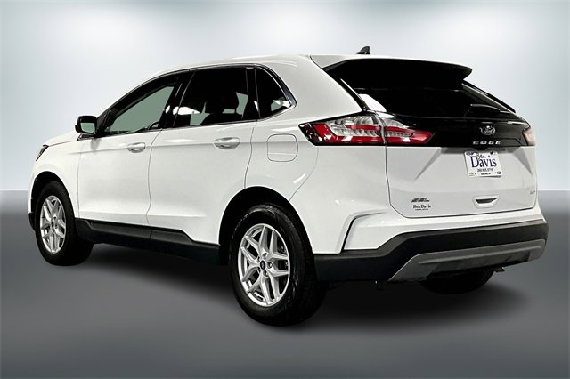 2024 Ford Edge SEL photo 4