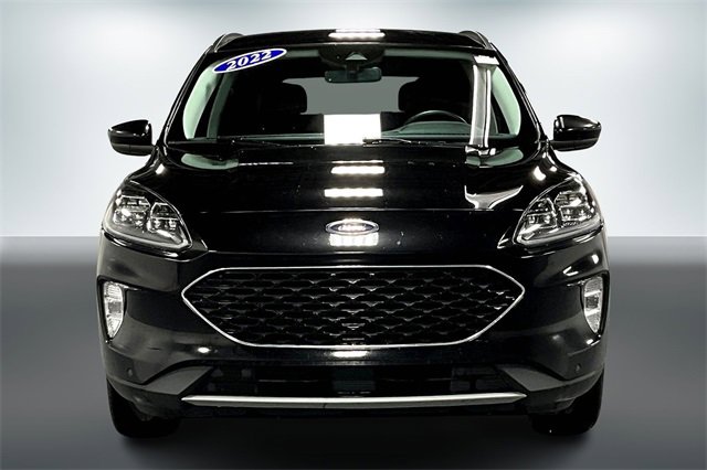 2022 Ford Escape Titanium Hybrid photo 2