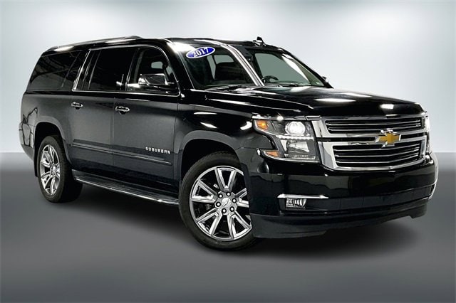 2017 Chevrolet Suburban Premier's photo