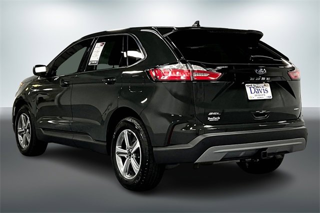 2024 Ford Edge SEL photo 4
