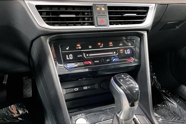 2025 Volkswagen Taos SE - Photo 14