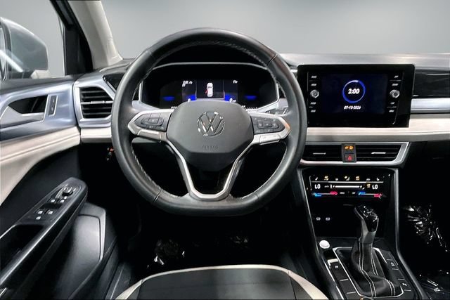 2025 Volkswagen Taos SE - Photo 9