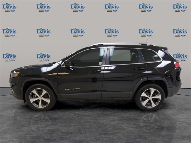 Used 2019 Jeep Cherokee Limited with VIN 1C4PJMDX9KD473112 for sale in Auburn, IN