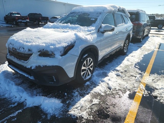 2020 Subaru Outback Premium's photo