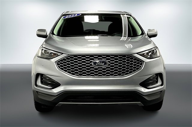 2024 Ford Edge SEL photo 2