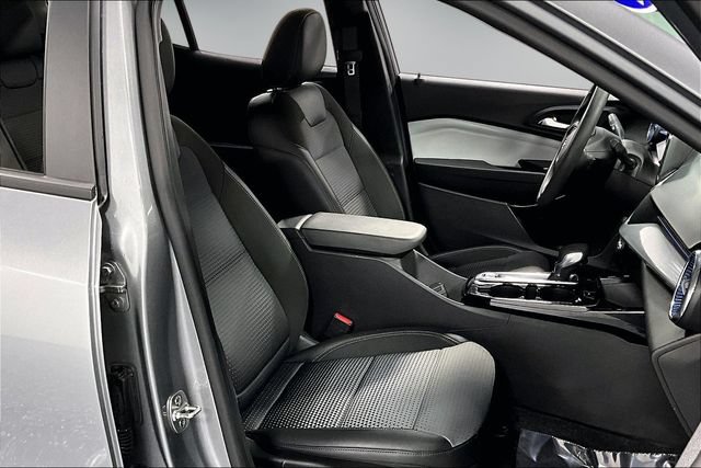 2025 Chevrolet Trax LT - Photo 26