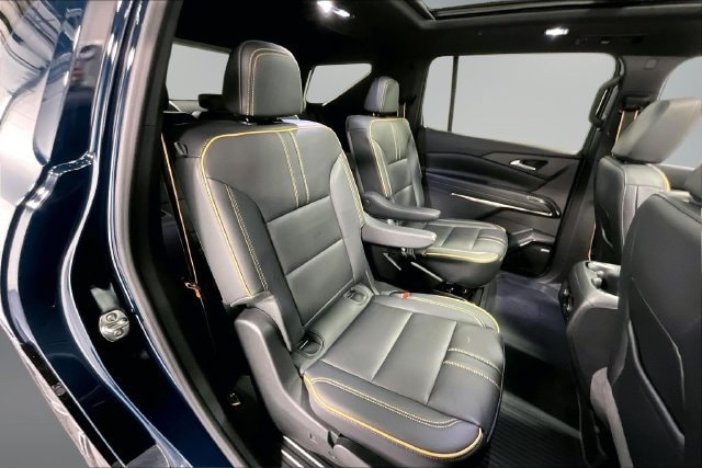 2027 Chevrolet Traverse High Country - Photo 11